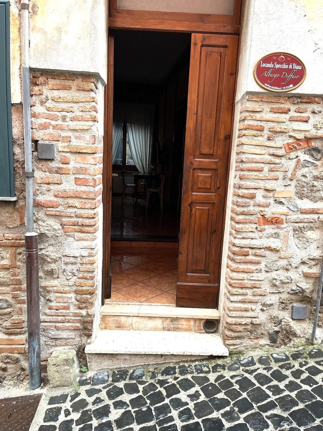 Albergo Diffuso Locanda Specchio Di Diana Nemi Esterno foto