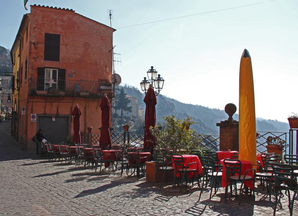 Albergo Diffuso Locanda Specchio Di Diana Nemi Esterno foto